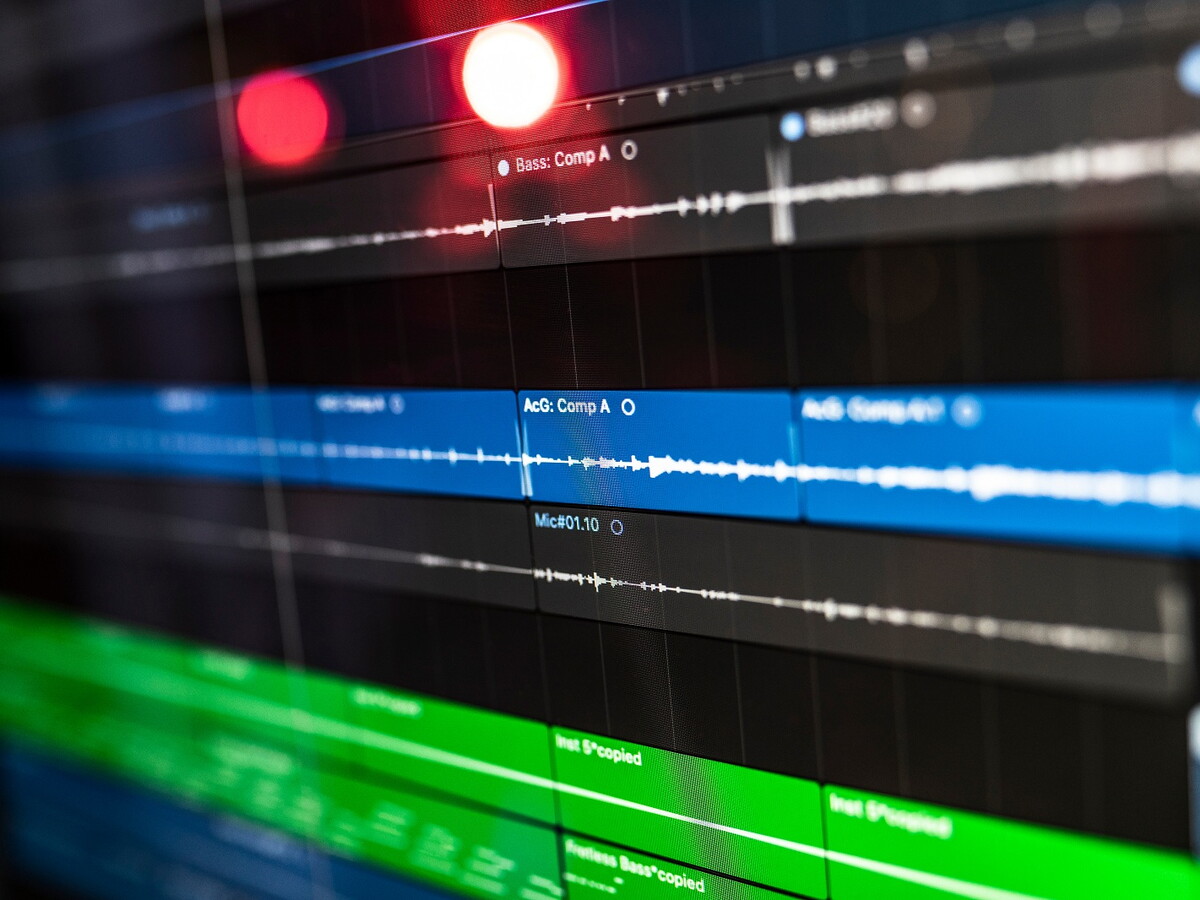 Symbolbild: Computerbasierte Musikproduktion – Arrangement, Sampling und Mixing im digitalen Studio