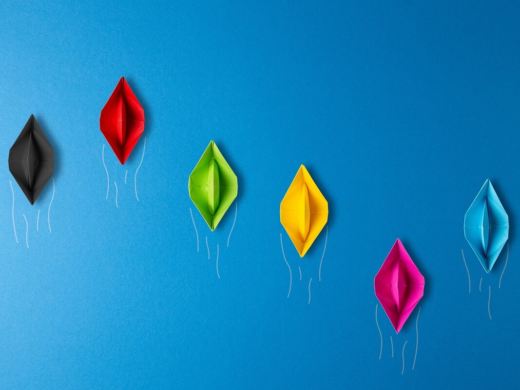 bunte Papierschiffe