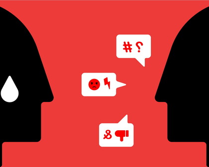 Symbolbild zu Hasspostings auf der Plattform X und den rechtlichen Herausforderungen bei der Durchsetzung von Persönlichkeitsrechten nach dem DSA.