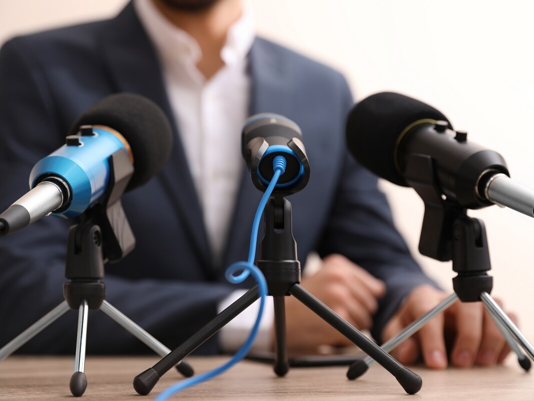 Mann im Interview