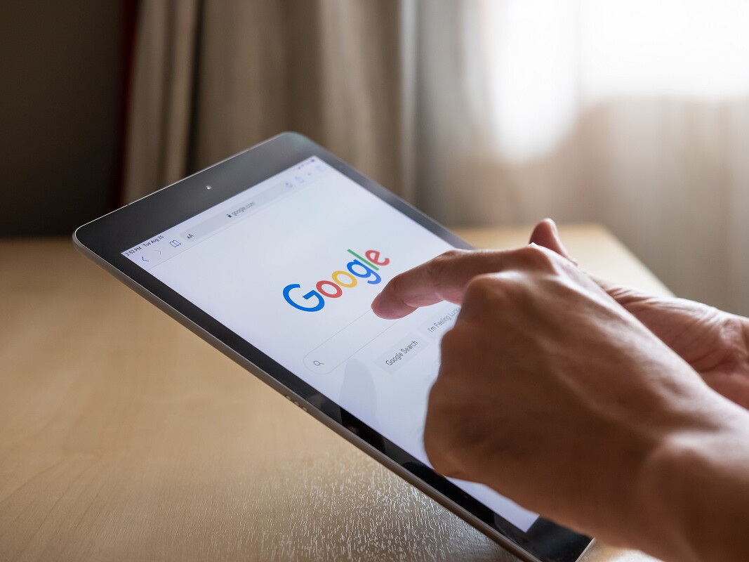 Google Anzeige auf Tablet