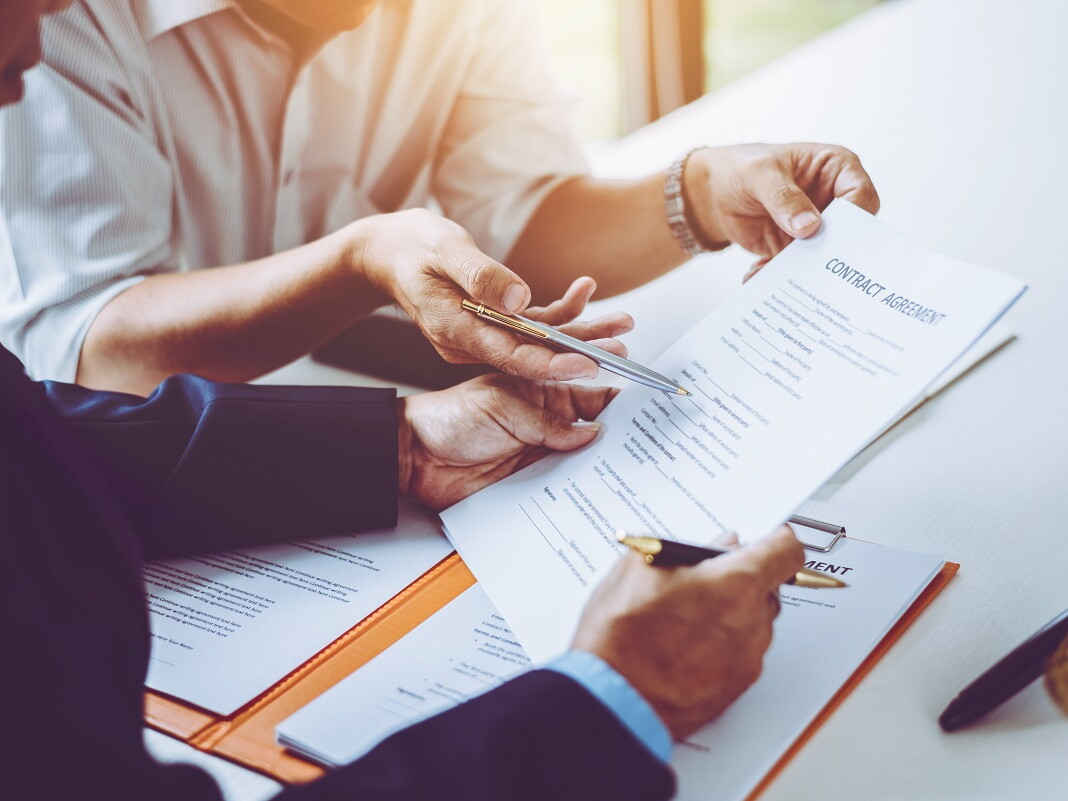 Vertragsunterzeichnung