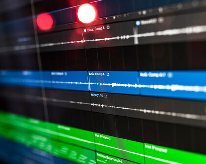 Symbolbild: Computerbasierte Musikproduktion – Arrangement, Sampling und Mixing im digitalen Studio